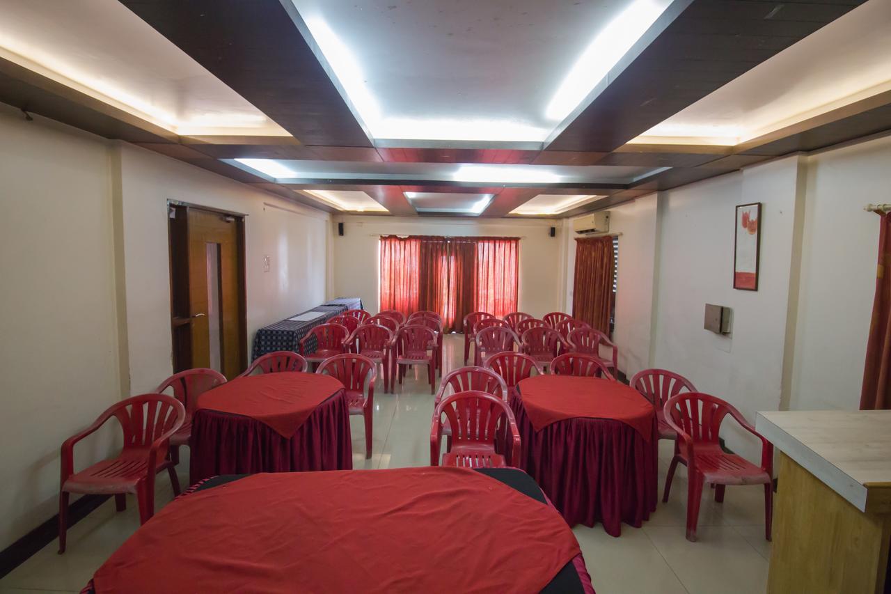 Oyo 24197 Saptaruchi Hotel Pimpri-Chinchwad Exterior photo