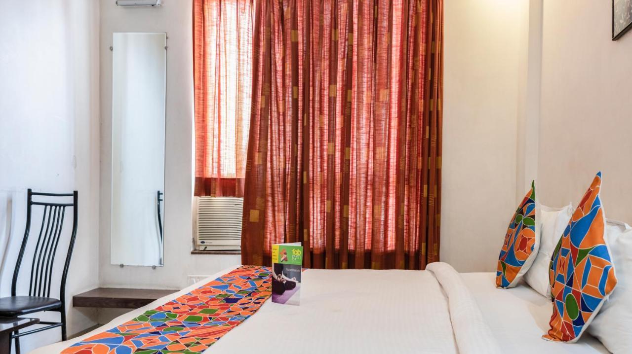 Oyo 24197 Saptaruchi Hotel Pimpri-Chinchwad Exterior photo