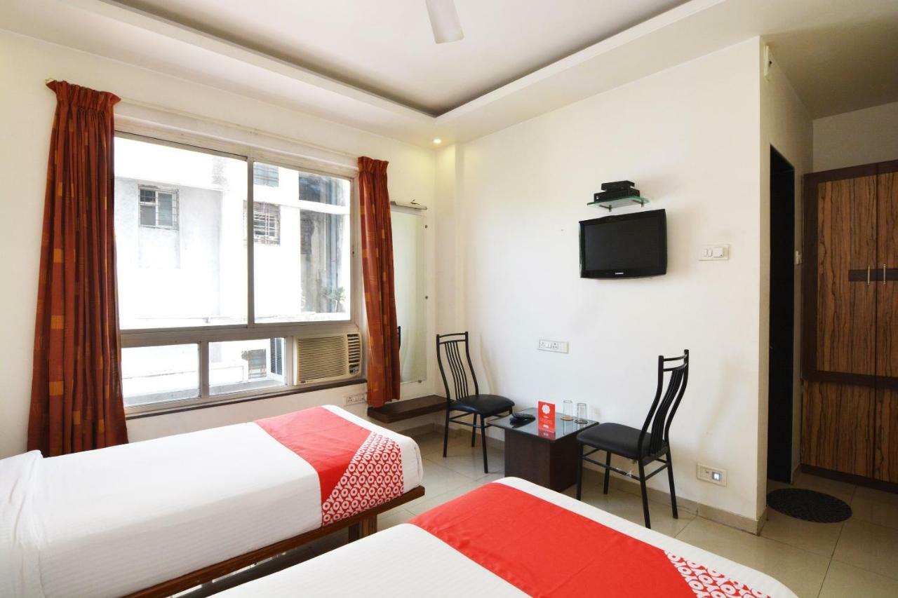 Oyo 24197 Saptaruchi Hotel Pimpri-Chinchwad Exterior photo